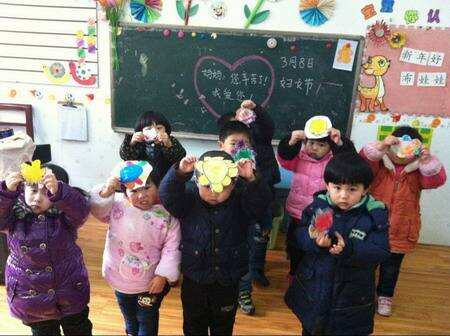 幼儿园教师论文.jpg 幼儿园教师论文.jpg