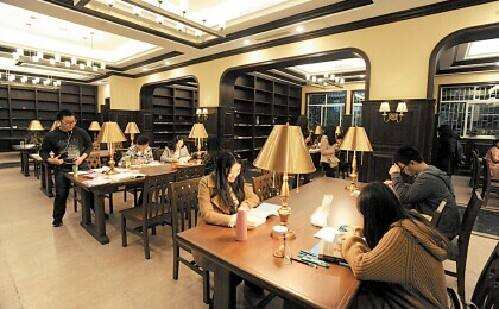 英语论文写作与投稿.jpg 英语论文写作与投稿.jpg