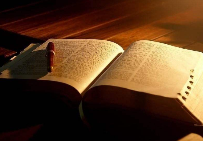 浅谈<a href='http://www.qikan58.com/list1-2.html' title='医学论文' target='_blank' style='color:#ff0000'>医学论文</a>写作技巧.png 浅谈医学论文写作技巧.png